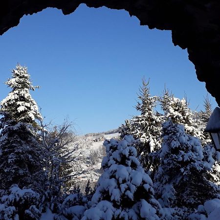 Cozy Apartment In Ore Mountains With Balcony 브라이텐브룬 외부 사진