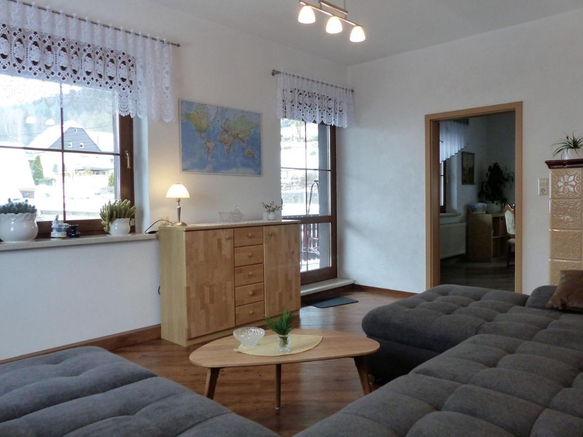 Cozy Apartment In Ore Mountains With Balcony 브라이텐브룬 객실 사진