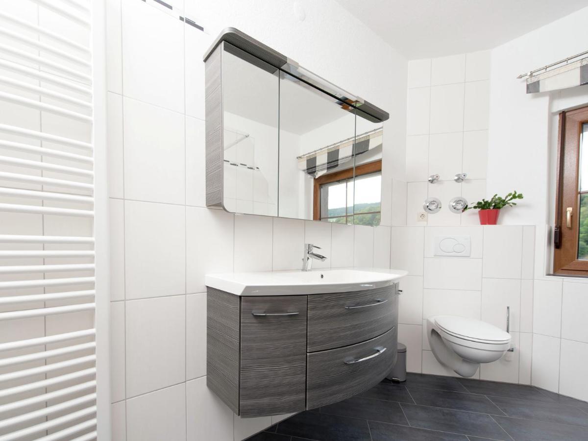 Cozy Apartment In Ore Mountains With Balcony 브라이텐브룬 객실 사진