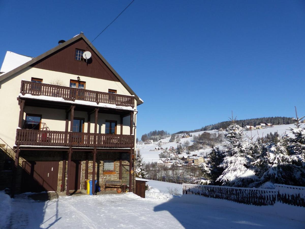Cozy Apartment In Ore Mountains With Balcony 브라이텐브룬 객실 사진