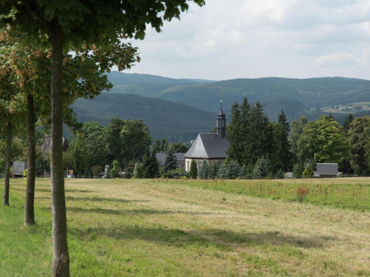 Cozy Apartment In Ore Mountains With Balcony 브라이텐브룬 외부 사진