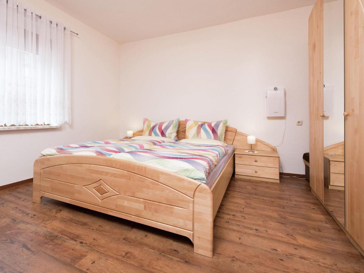 Cozy Apartment In Ore Mountains With Balcony 브라이텐브룬 외부 사진